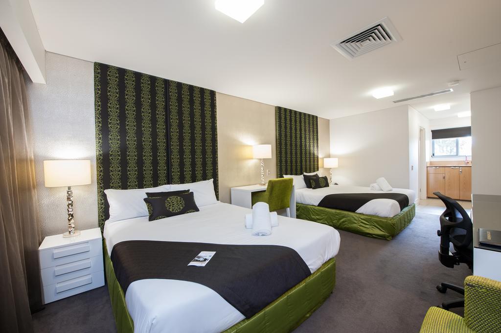 City Golf Club Motel Тувумба Экстерьер фото